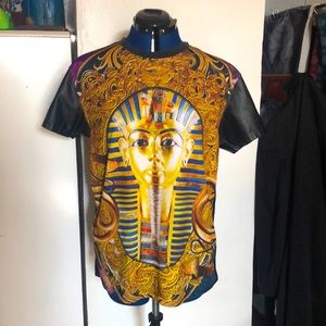 King tut lux from The Metropolitan museum vegan leather sleeves EUC mens large